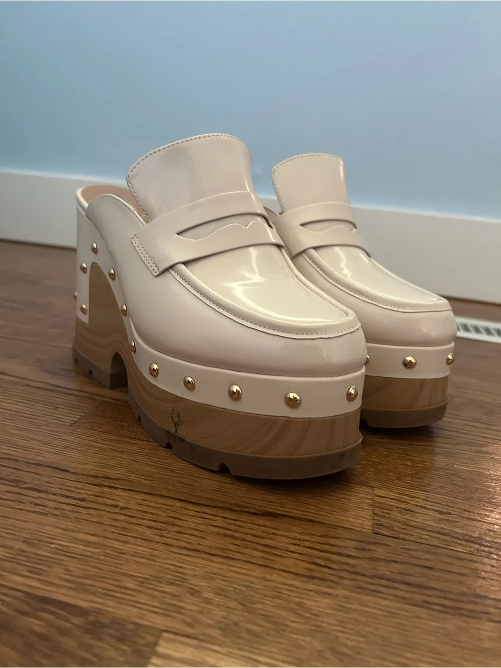 Jessica Simpson Cream Platform Mule with Gold Studs